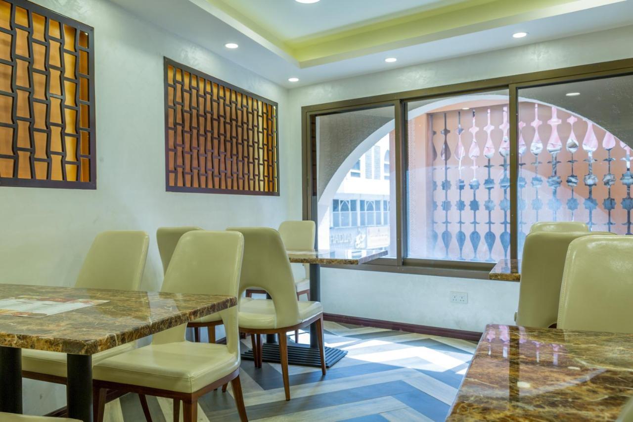 24 Gold Hotel Dubai Eksteriør billede